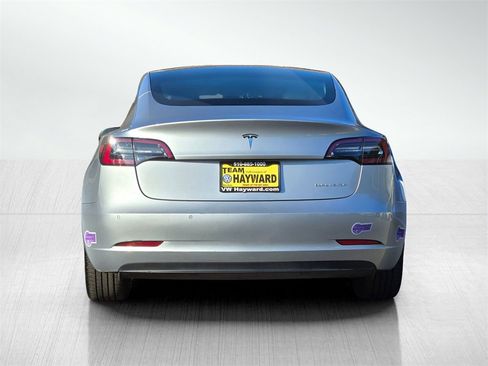 Used 2018 Tesla Model 3 Long Range image 5