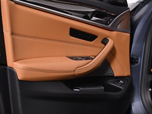 Used 2022 BMW 530i xDrive w/ Premium Package AWD/4WD image 29