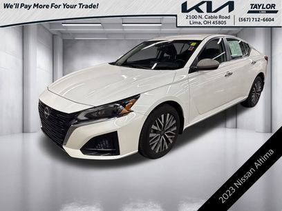 Used 2023 Nissan Altima 2.5 SV