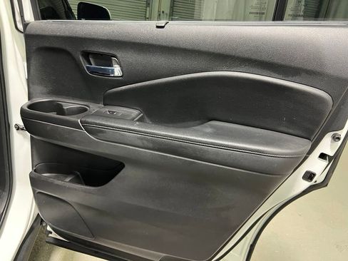 Used 2021 Honda Pilot Special Edition image 13