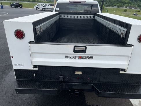 Used 2020 GMC Sierra 3500 4x4 Crew Cab w/ Convenience Package image 20