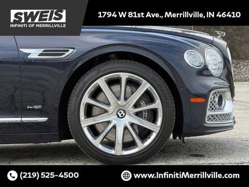 Used 2020 Bentley Flying Spur W12 image 38
