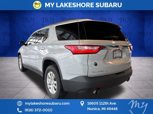 Used 2020 Chevrolet Traverse LT w/ Driver Confidence II Package image 5