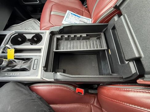 Used 2019 Ford F150 Platinum w/ Equipment Group 701A Luxury AWD/4WD image 23