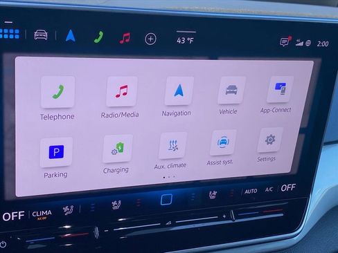 Certified 2025 Volkswagen ID.4 Pro S image 15