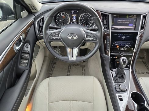 Used 2018 INFINITI Q50 Luxe w/ Sensory Package (Luxe) image 11