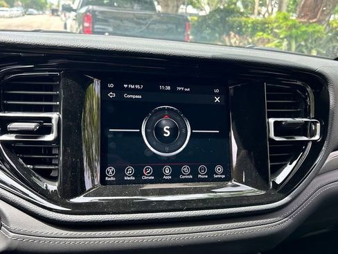 New 2024 Dodge Durango SXT w/ 3rd Row Seating Group image 12