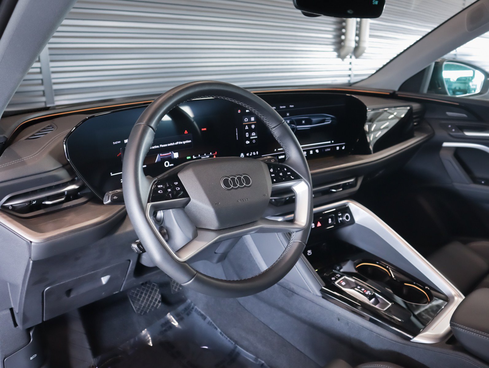 Used 2025 Audi Q5 Premium w/ Premium Plus AWD/4WD image 17