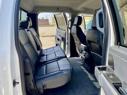 Used 2022 Ford F150 Lariat image 9