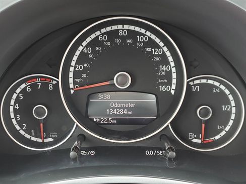 Used 2014 Volkswagen Beetle 2.5 image 26