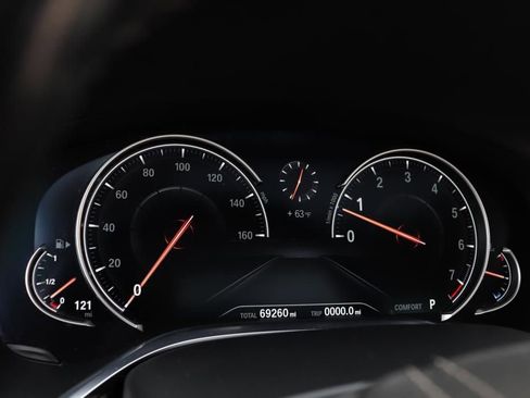 Used 2016 BMW 740i image 43