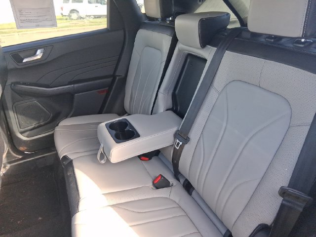 Used 2025 Ford Escape Platinum w/ Premium Technology Package AWD/4WD image 19