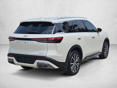 Used 2023 INFINITI QX60 Sensory w/ Vision Package AWD/4WD image 5