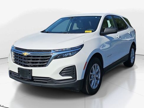 Used 2023 Chevrolet Equinox LS w/ LS Convenience Package AWD/4WD image 7