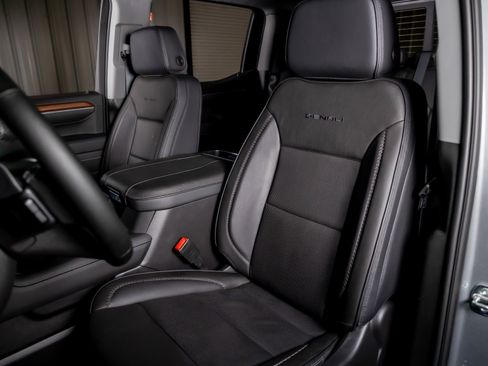 Used 2025 GMC Sierra 1500 Denali w/ Denali Reserve Package AWD/4WD image 5