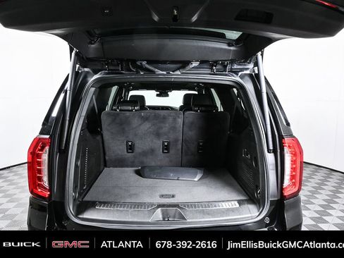 Used 2024 GMC Yukon XL Denali image 32