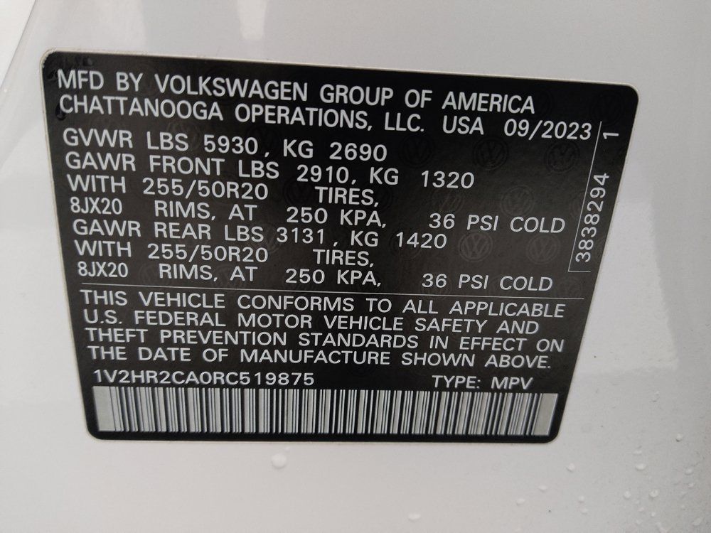 Used 2024 Volkswagen Atlas SE AWD/4WD image 33