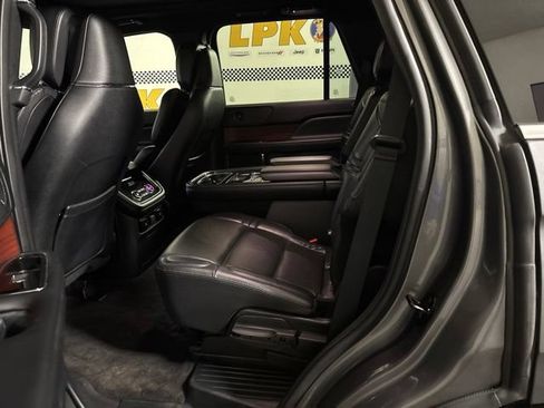 Used 2021 Lincoln Navigator Reserve AWD/4WD image 16