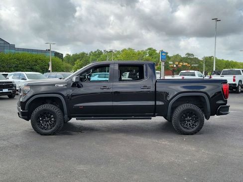 Certified 2022 GMC Sierra 1500 AT4 w/ Sierra Safety Plus Package AWD/4WD image 3