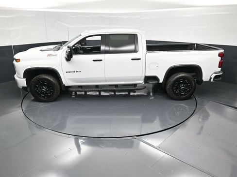 Used 2022 Chevrolet Silverado 2500 LTZ w/ LTZ Plus Package AWD/4WD image 59