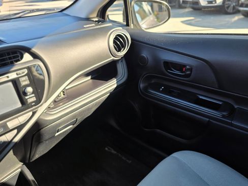 Used 2016 Toyota Prius C One image 39