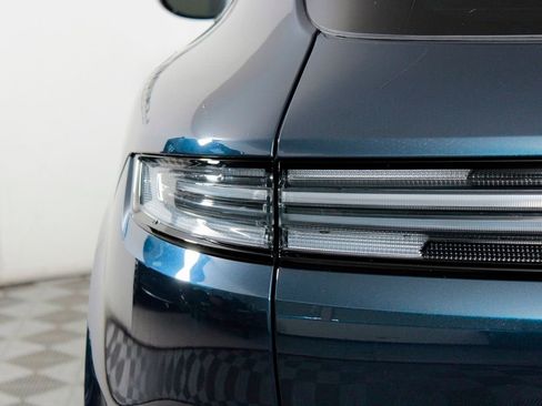 Certified 2026 Porsche Cayenne image 12