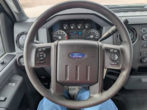 Used 2016 Ford F250 XL w/ Power Equipment Group AWD/4WD image 18