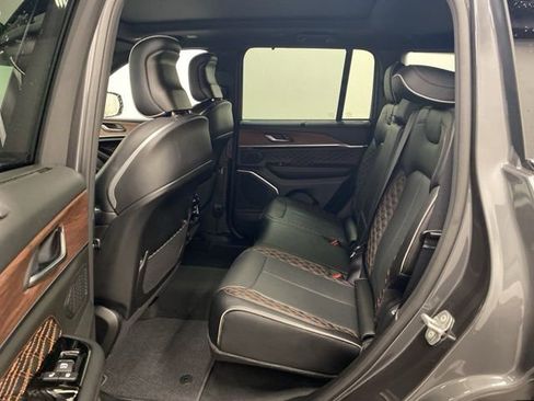 Used 2023 Jeep Grand Cherokee Summit w/ Luxury Tech Group V AWD/4WD image 23