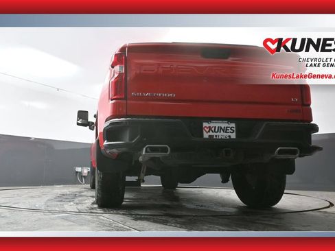 Used 2024 Chevrolet Silverado 1500 LT Trail Boss w/ Convenience Package II AWD/4WD image 50