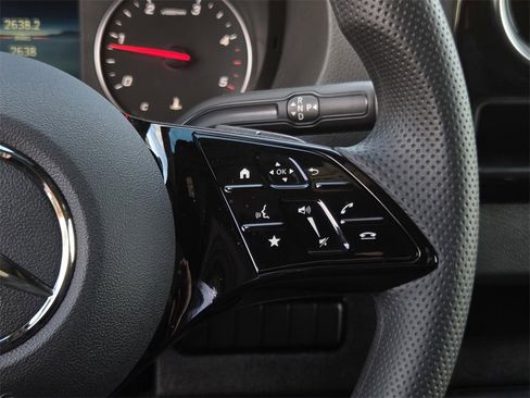 Used 2025 Mercedes-Benz Sprinter 2500 image 21