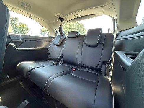 Used 2025 Honda Odyssey Touring image 42