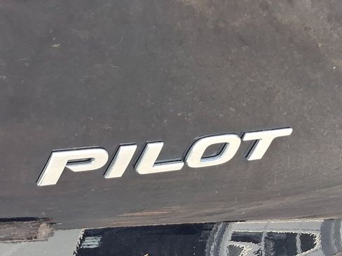 Used 2019 Honda Pilot Elite image 24