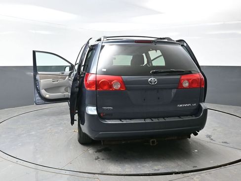Used 2008 Toyota Sienna LE FWD image 54