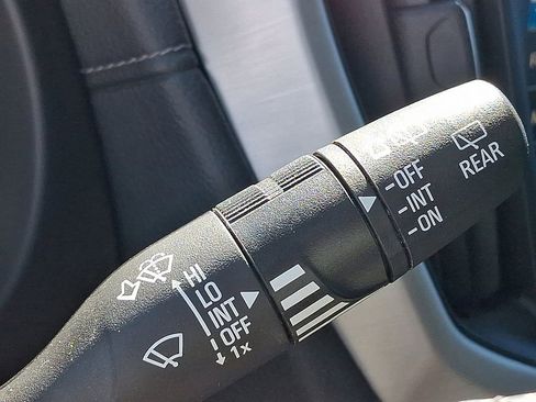 Used 2022 GMC Terrain SLT image 27