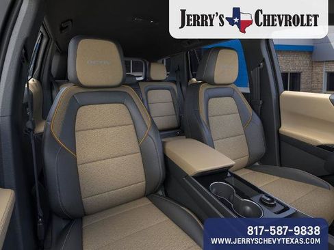 New 2026 Chevrolet Equinox ACTIV w/ Convenience Package III FWD image 17