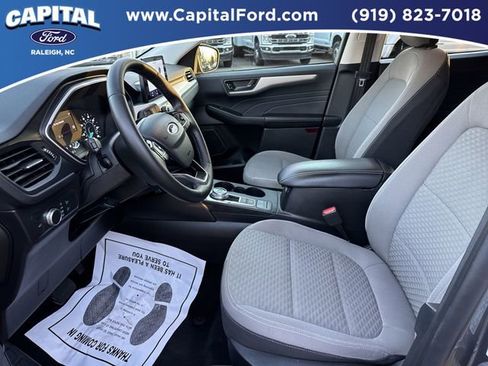 Certified 2022 Ford Escape SE w/ Convenience Package image 17