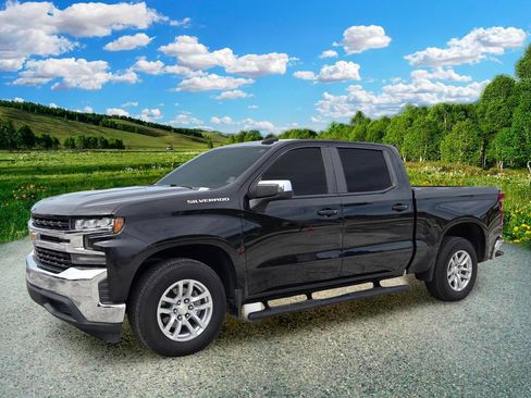 Used 2019 Chevrolet Silverado 1500 LT w/ All-Star Edition RWD image 2