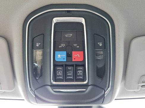 Used 2021 Jeep Grand Cherokee L Limited w/ Trailer Tow Group (B) AWD/4WD image 21