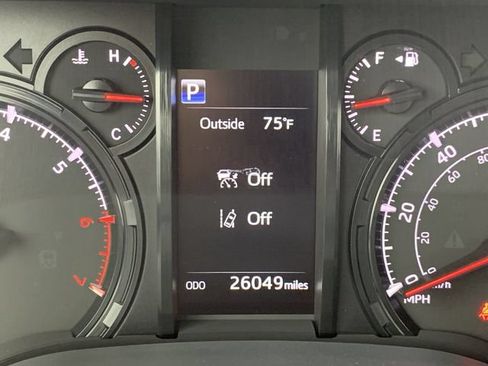 Certified 2022 Toyota 4Runner SR5 RWD image 20