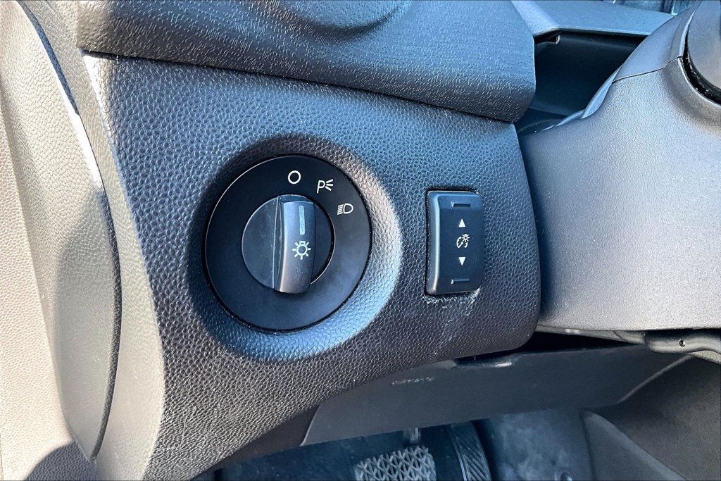 Used 2014 Ford Fiesta S FWD image 30