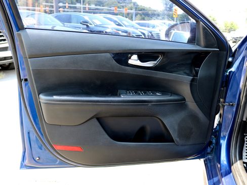 Used 2021 Kia Forte GT-Line image 12