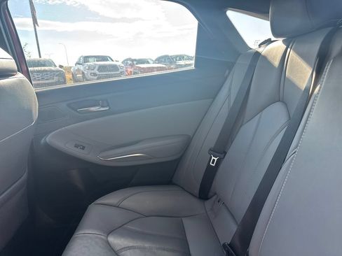 Used 2021 Toyota Avalon XLE w/ Moonroof Package FWD image 26