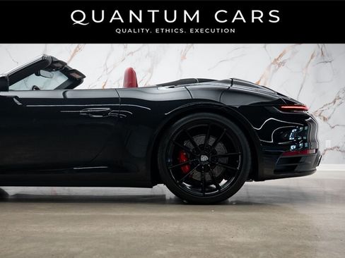 Used 2023 Porsche 911 Carrera S RWD image 9