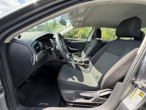 Used 2019 Volkswagen Jetta S w/ Driver Assistance Package FWD image 10