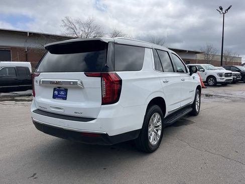 Used 2024 GMC Yukon SLT image 3