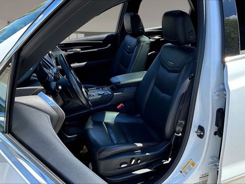 Certified 2023 Cadillac XT5 Premium Luxury FWD image 27