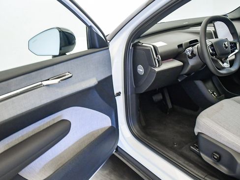 New 2026 Volvo EX30 Ultra image 22