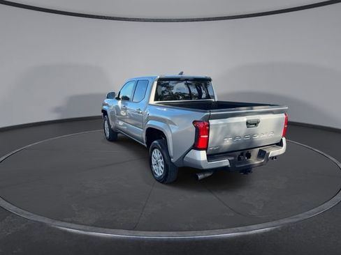 Used 2025 Toyota Tacoma SR5 image 13