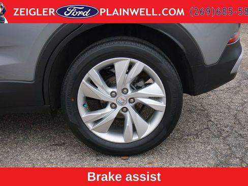 Used 2024 Buick Encore GX Preferred FWD image 9