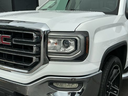 Used 2017 GMC Sierra 1500 SLE w/ SLE Value Package AWD/4WD image 30